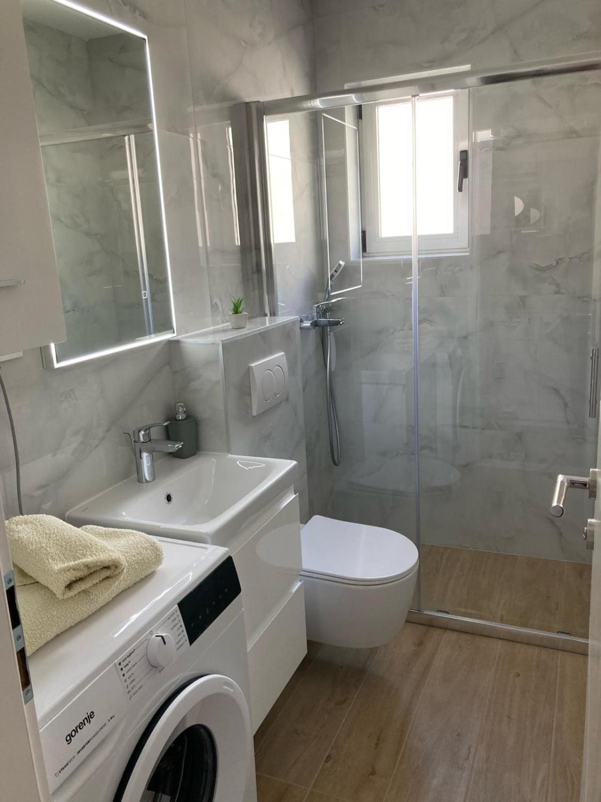 Studio Apartment 3E Split Bagian luar foto