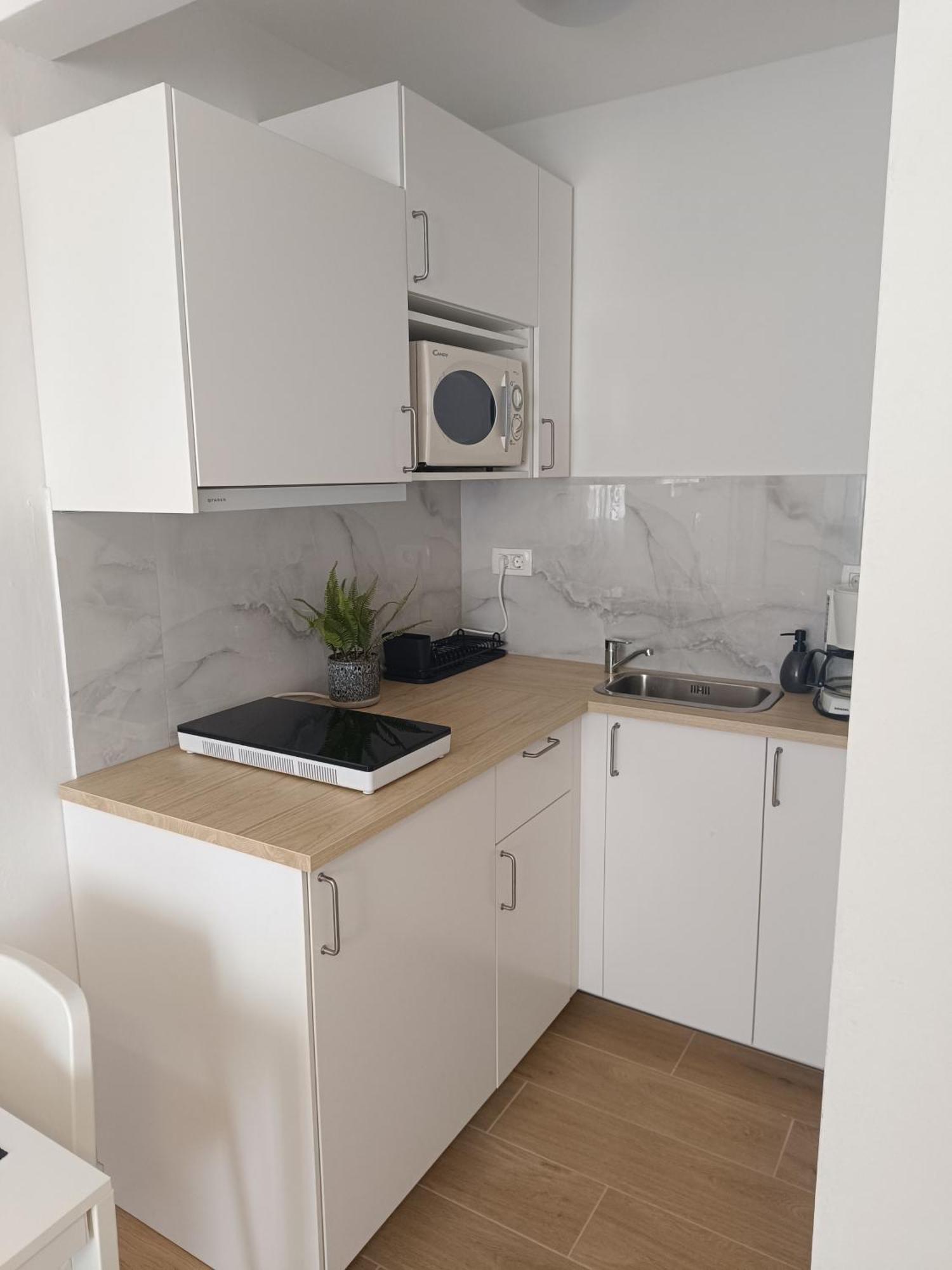Studio Apartment 3E Split Bagian luar foto