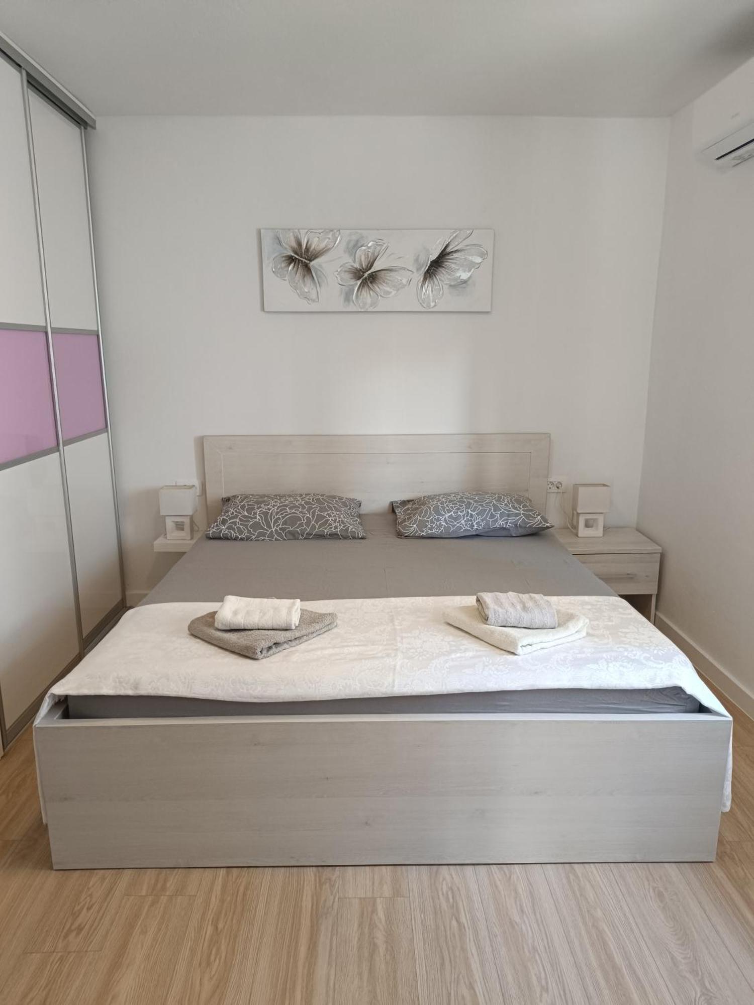 Studio Apartment 3E Split Bagian luar foto