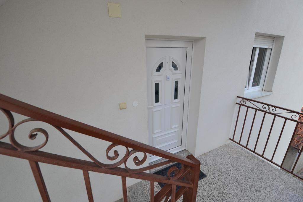 Studio Apartment 3E Split Bagian luar foto